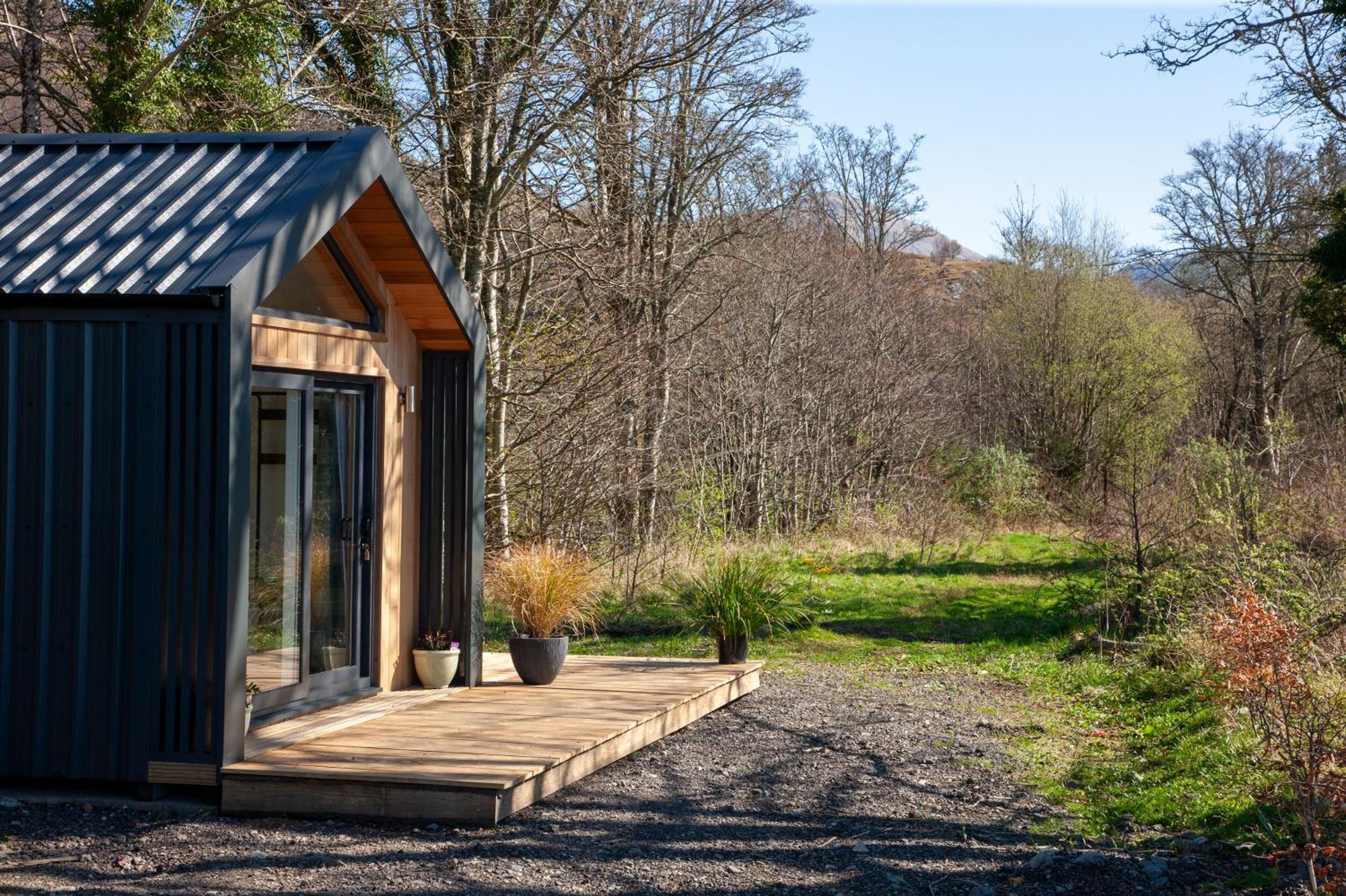 Appin Holiday Homes -Caravans, Lodges, Shepherds Hut And Train Carriage Stays 外观 照片