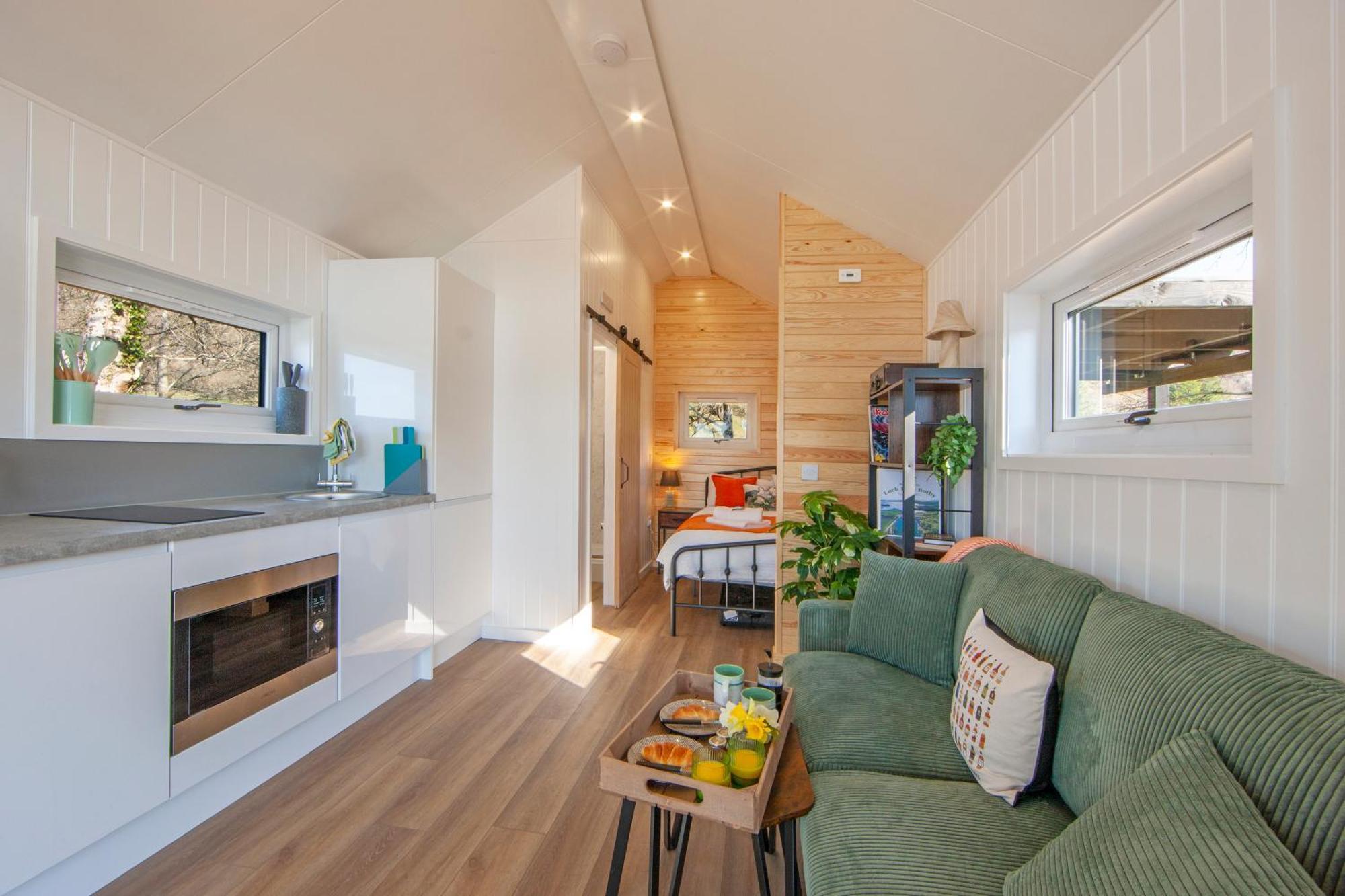 Appin Holiday Homes -Caravans, Lodges, Shepherds Hut And Train Carriage Stays 外观 照片